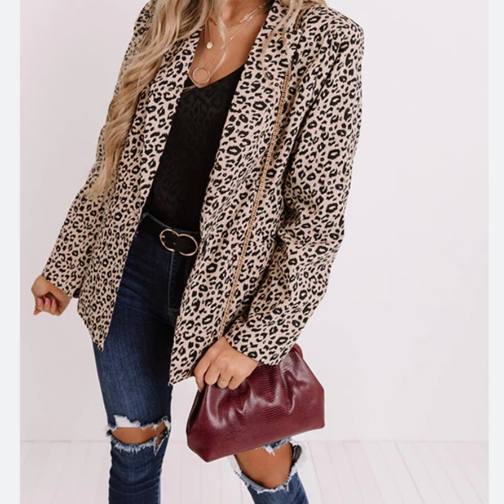 Entro cheetah business blazer-Medium.